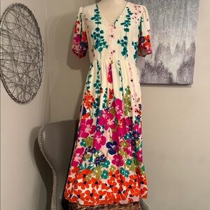 Donna Morgan Floral V-Neck Midi Dress